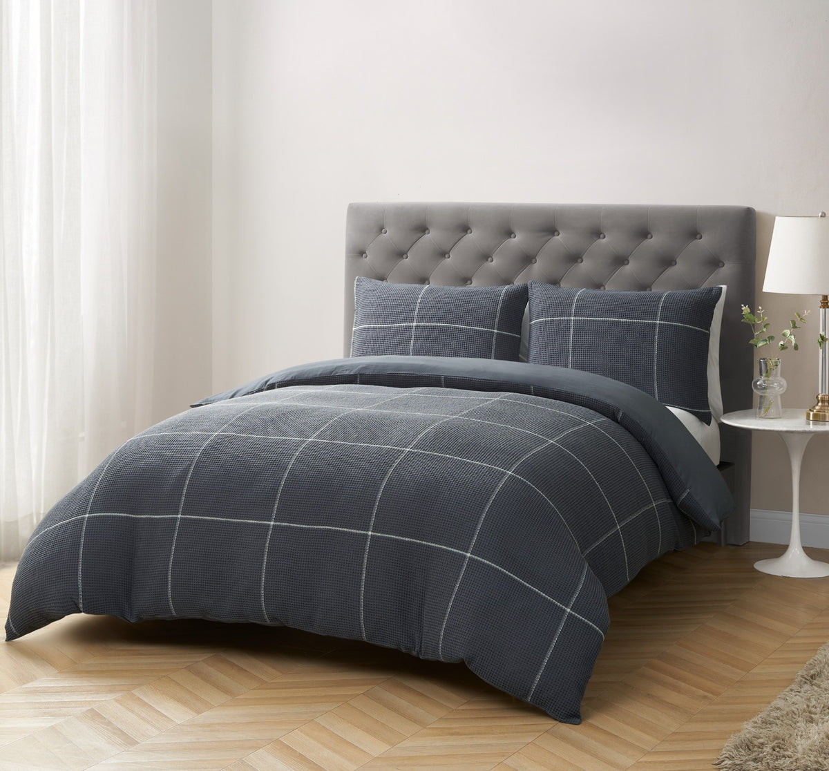 Charcoal grid jacquard quilt cover set