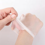 200PCS Clear Vinyl Disposable Gloves Powder Free - Food Safe Medical and Cleaning Gloves Size M