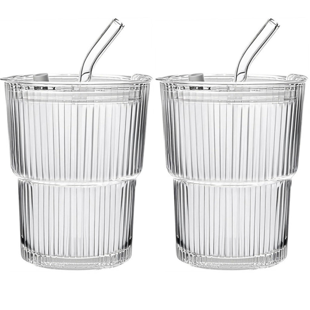 2pcs Iced Coffee Cups Glass Cups with Lids and Straws Coffee Fruit Juice 450ml