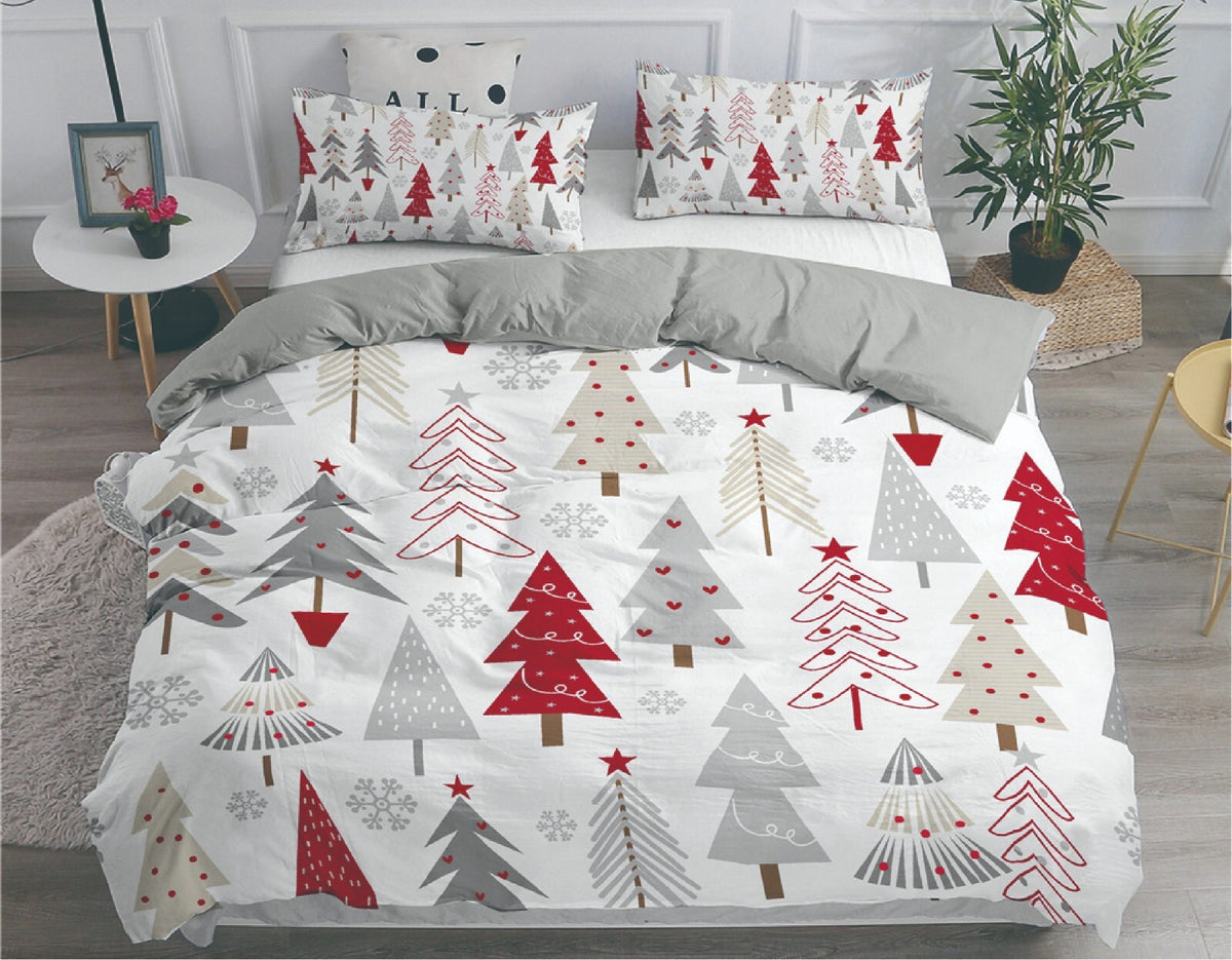 White Christmas tree quilt cover
