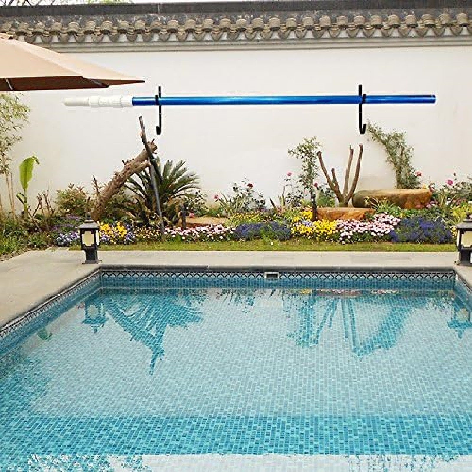 2/4pcs Pool Pole Hanger Hooks | Aluminum Wall Mount Holder for Pool Tools & Accessories