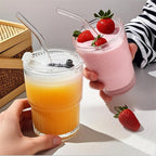 2pcs Iced Coffee Cups Glass Cups with Lids and Straws Coffee Fruit Juice 450ml