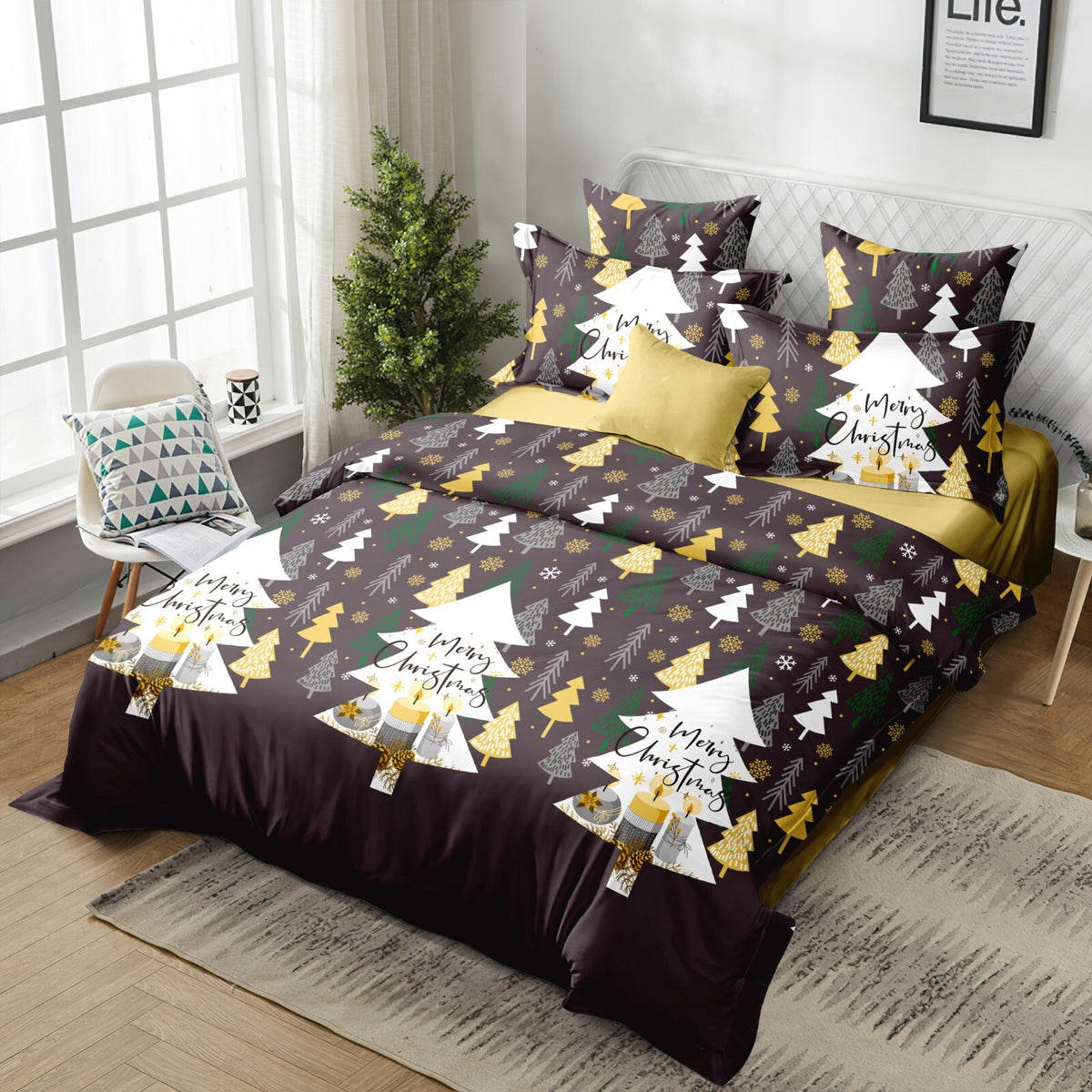 Dark Christmas tree quilt cover