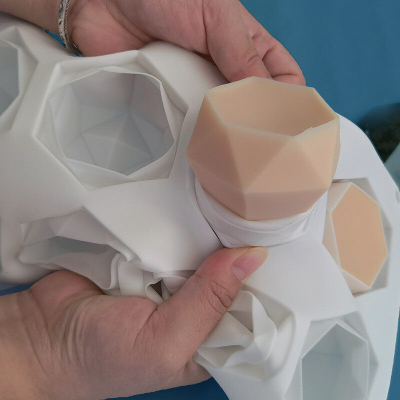 8 Cavity 3D Polygon Silicone Mold | Geometric Candle, Chocolate & Dessert Mould