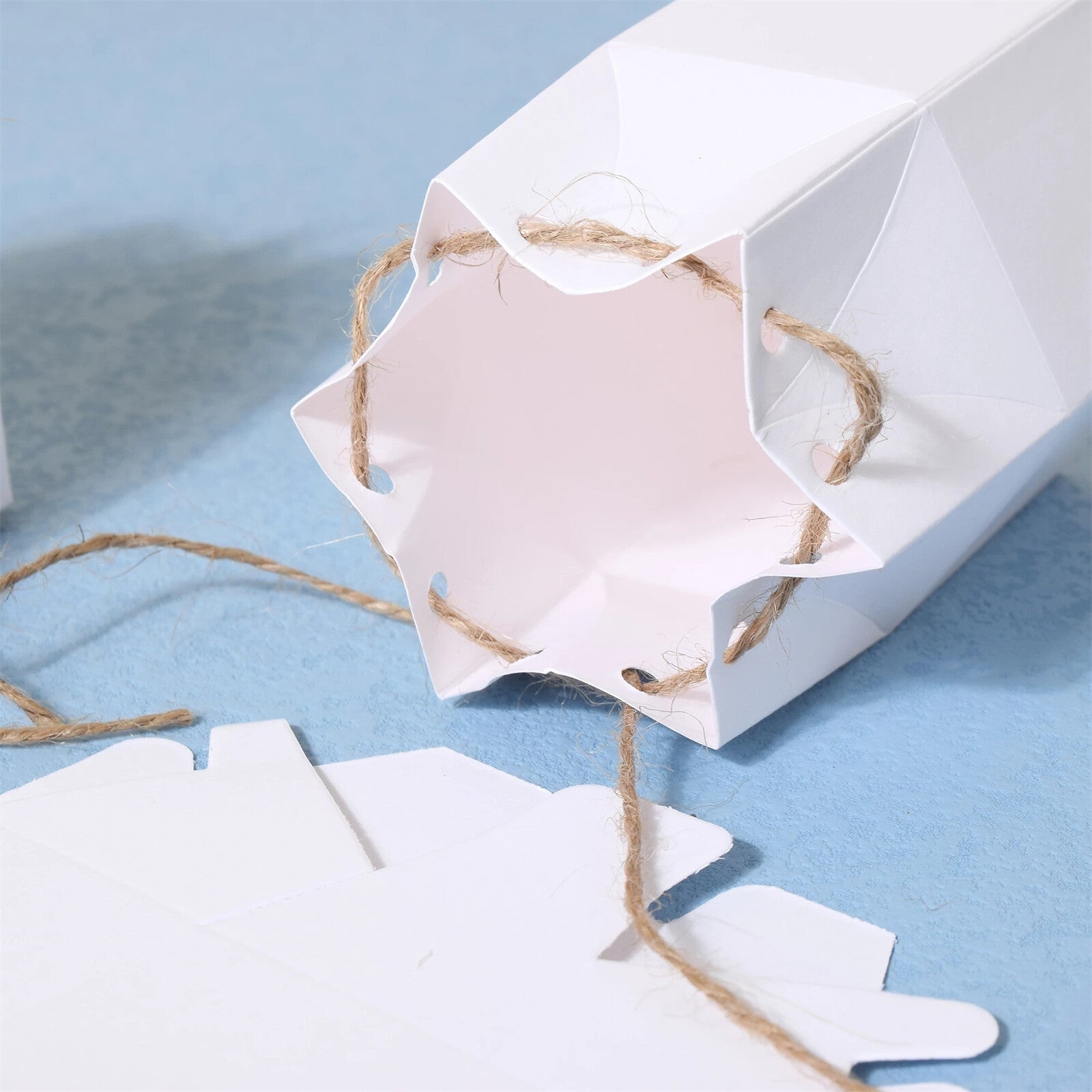 50PCS Kraft Paper Pillow Candy Gift Boxes with Rope Wedding Party Favour Bags